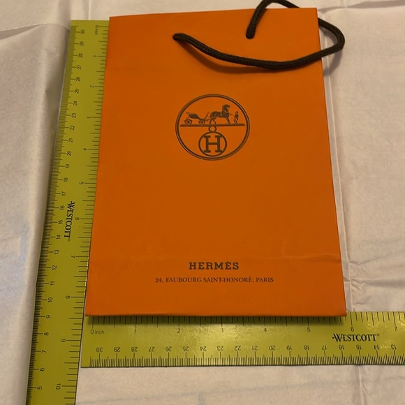 Hermes empty paper bags bundle of two used 8.5x5.5 - Picture 5 of 5